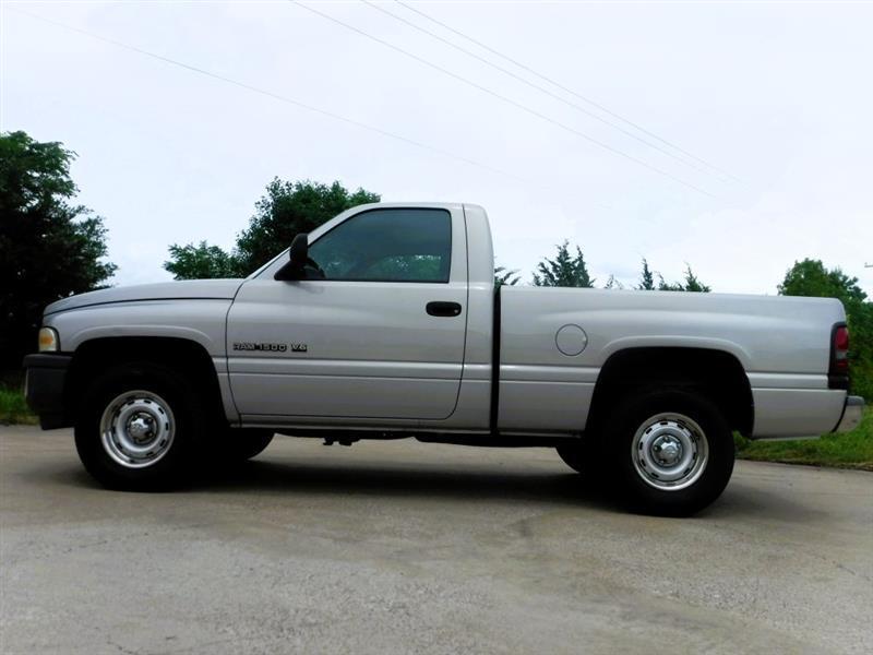2001 Dodge Ram Pickup ST - Photo 11