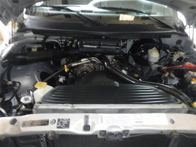2001 Dodge Ram Pickup ST - Photo 21