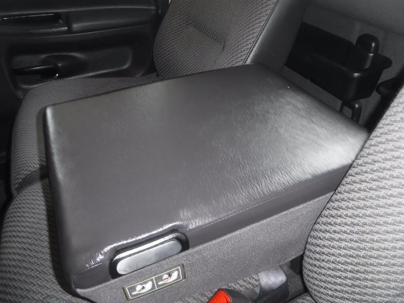 2001 Dodge Ram Pickup ST - Photo 30