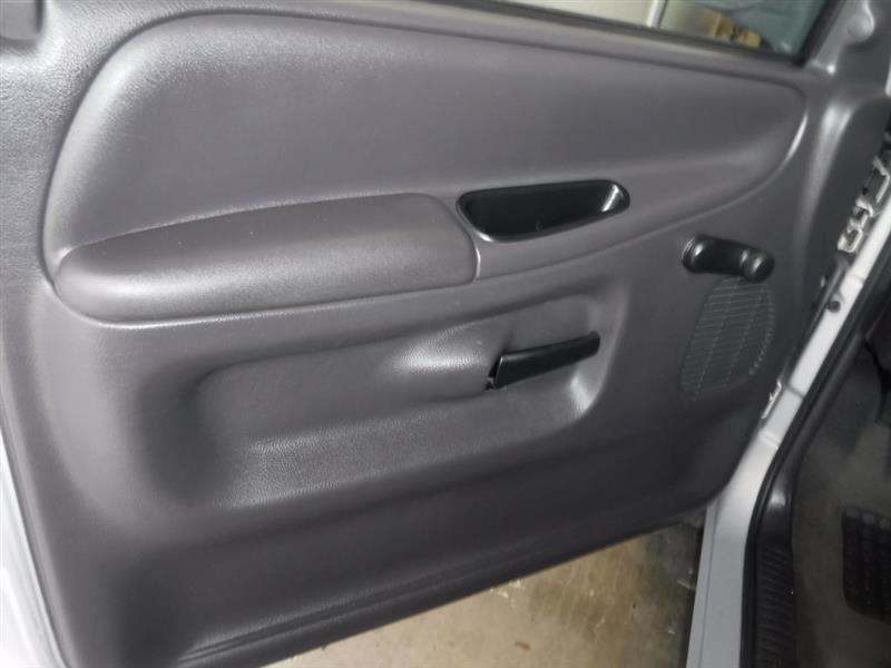 2001 Dodge Ram Pickup ST - Photo 38