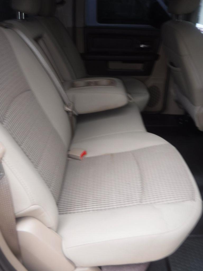 Dodge 1500 SLT Crew Cab 4WD 2012