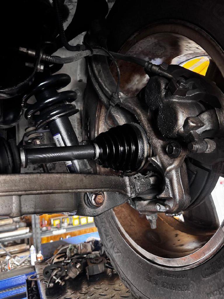 Dodge 1500 SLT Crew Cab 4WD 2012