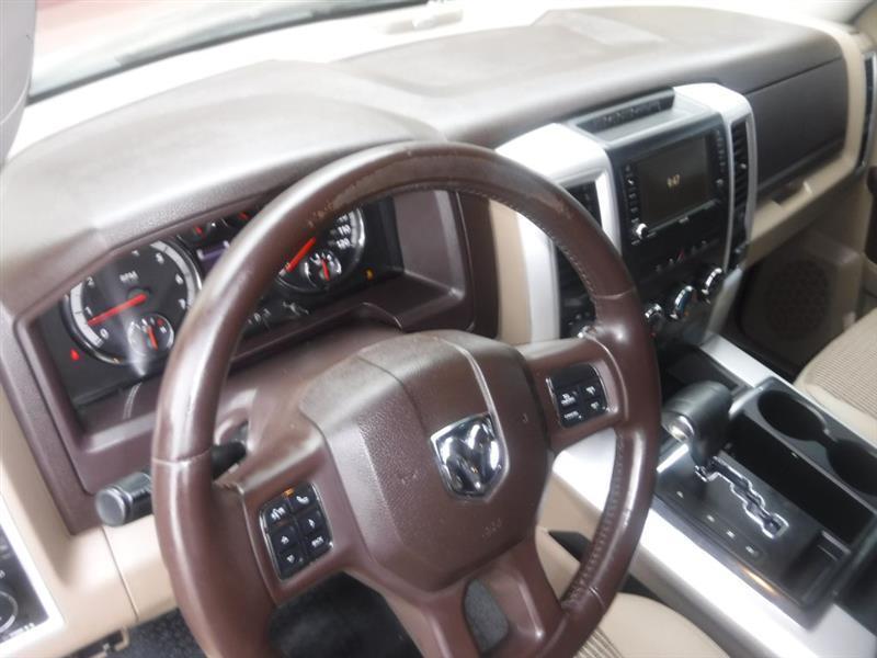 Dodge 1500 SLT Crew Cab 4WD 2012