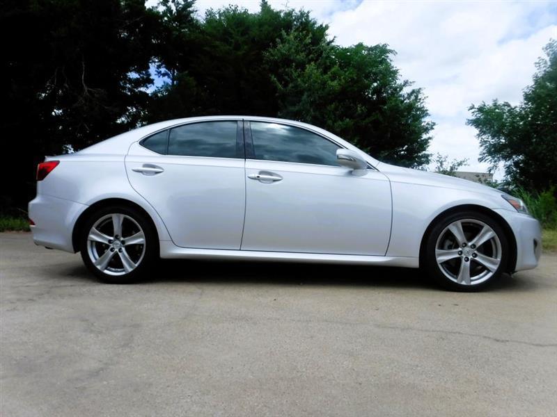 Lexus IS 250 RWD 2011