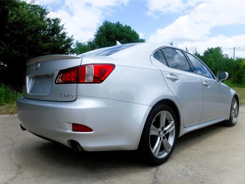 Lexus IS 250 RWD 2011