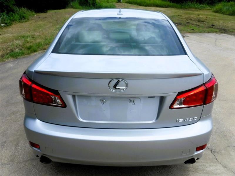 Lexus IS 250 RWD 2011