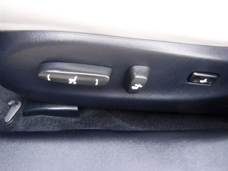 Lexus IS 250 RWD 2011