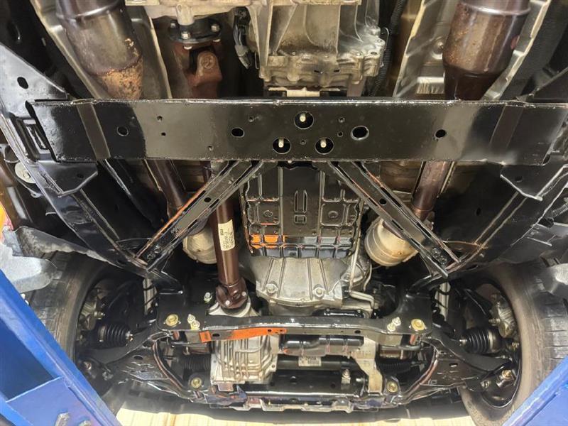 Nissan Frontier SL Crew Cab 5AT 4WD 2016