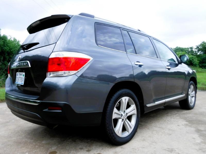 Toyota Highlander Limited 2WD 2012