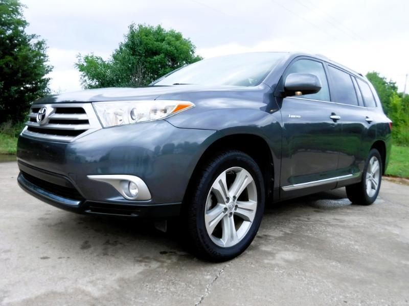 Toyota Highlander Limited 2WD 2012