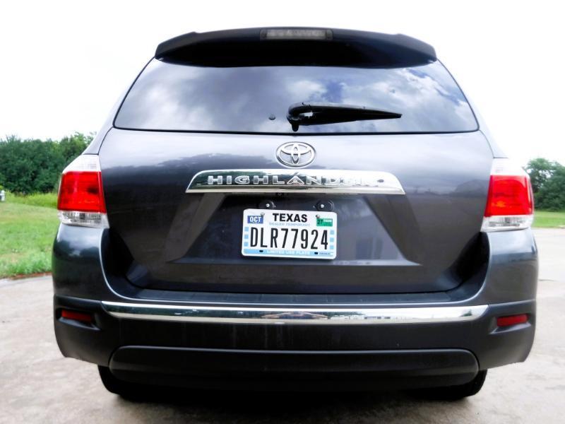 Toyota Highlander Limited 2WD 2012