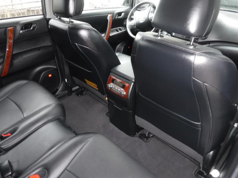 Toyota Highlander Limited 2WD 2012