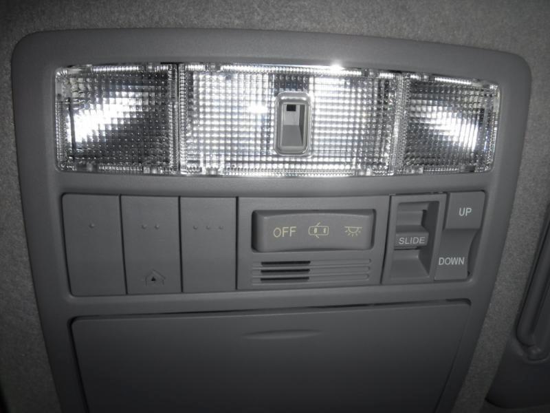 Toyota Highlander Limited 2WD 2012