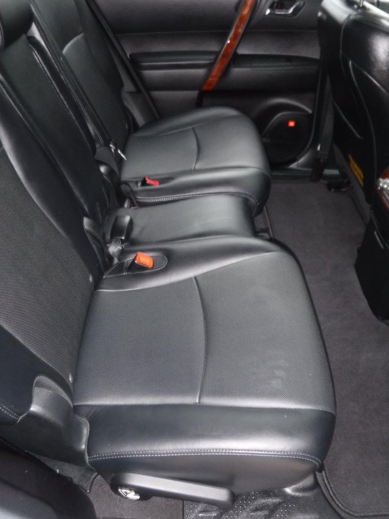 Toyota Highlander Limited 2WD 2012