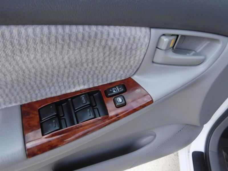 Toyota Corolla LE 2006