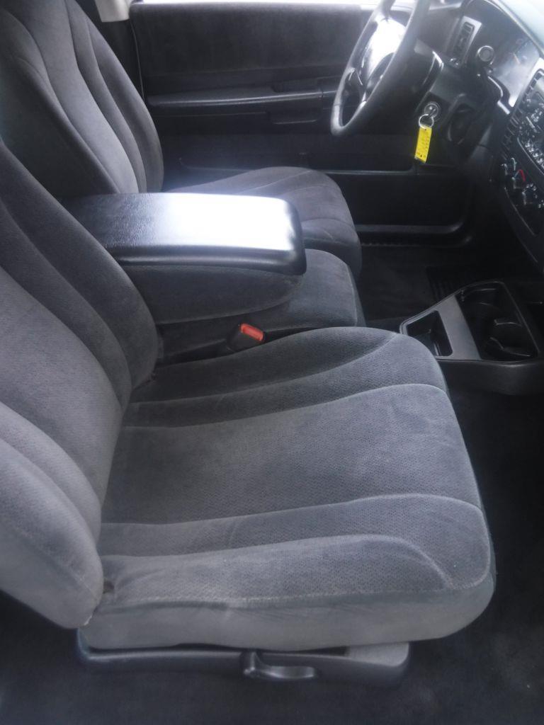 Dodge Dakota Club Cab 2WD 2001
