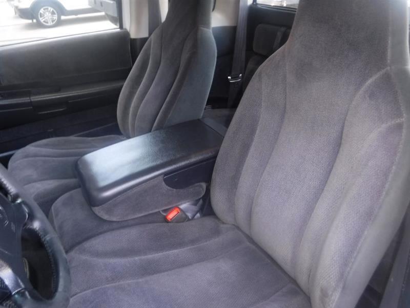 Dodge Dakota Club Cab 2WD 2001