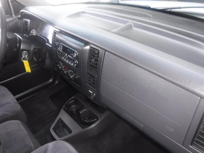 Dodge Dakota Club Cab 2WD 2001