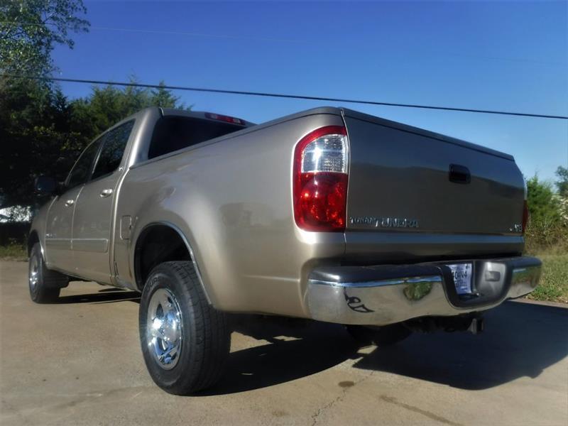 Toyota Tundra SR5 Double Cab 2WD 2004