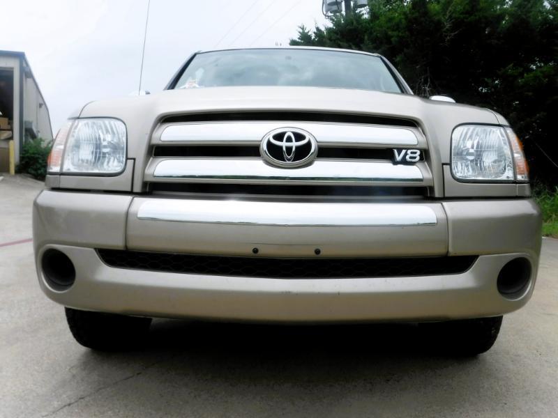 Toyota Tundra SR5 Double Cab 2WD 2004