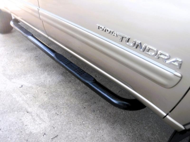 Toyota Tundra SR5 Double Cab 2WD 2004