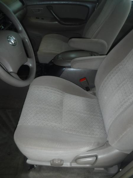 Toyota Tundra SR5 Double Cab 2WD 2004