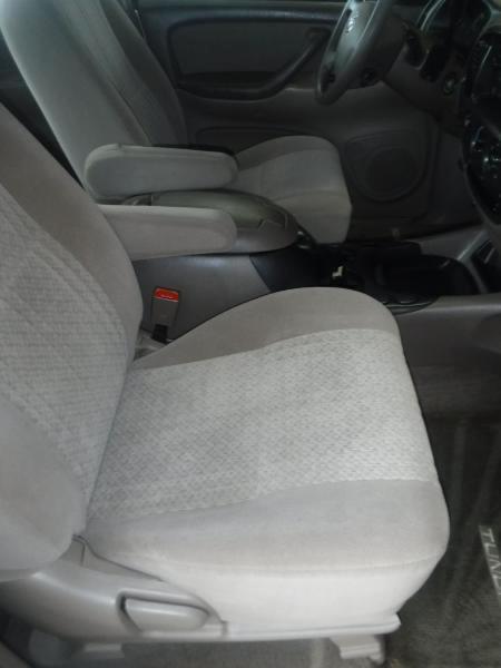 Toyota Tundra SR5 Double Cab 2WD 2004