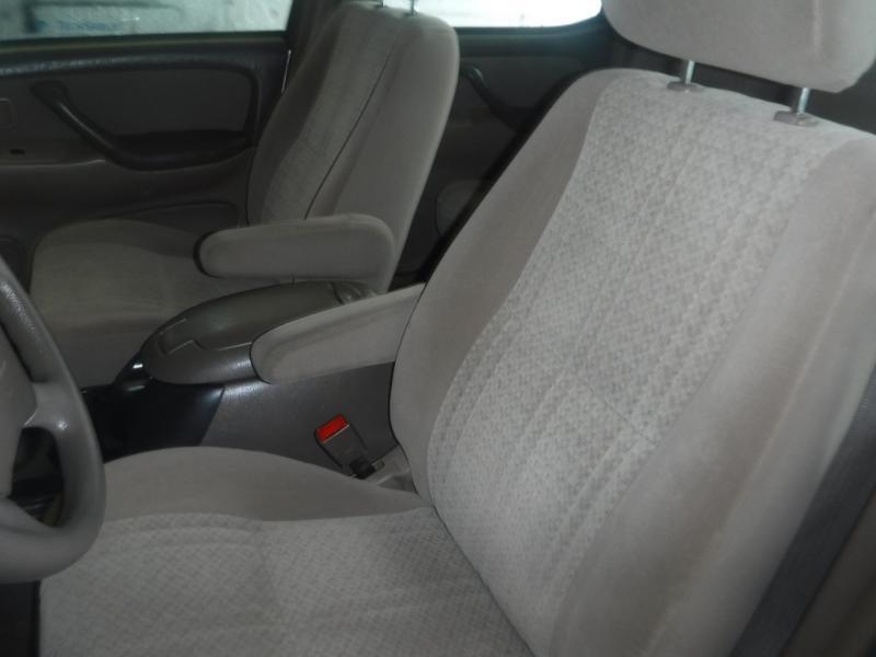 Toyota Tundra SR5 Double Cab 2WD 2004