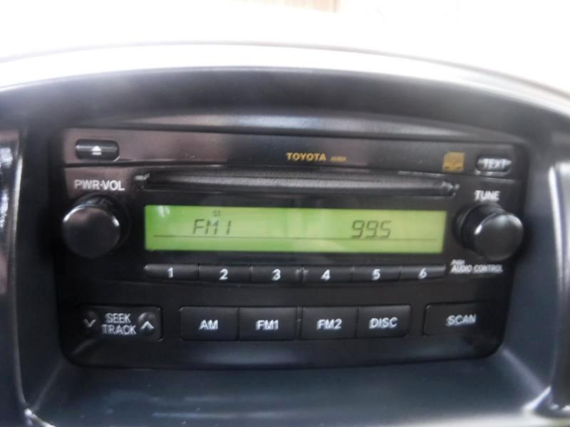 Toyota Tundra SR5 Double Cab 2WD 2004