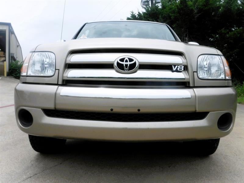 Toyota Tundra SR5 Double Cab 2WD 2004