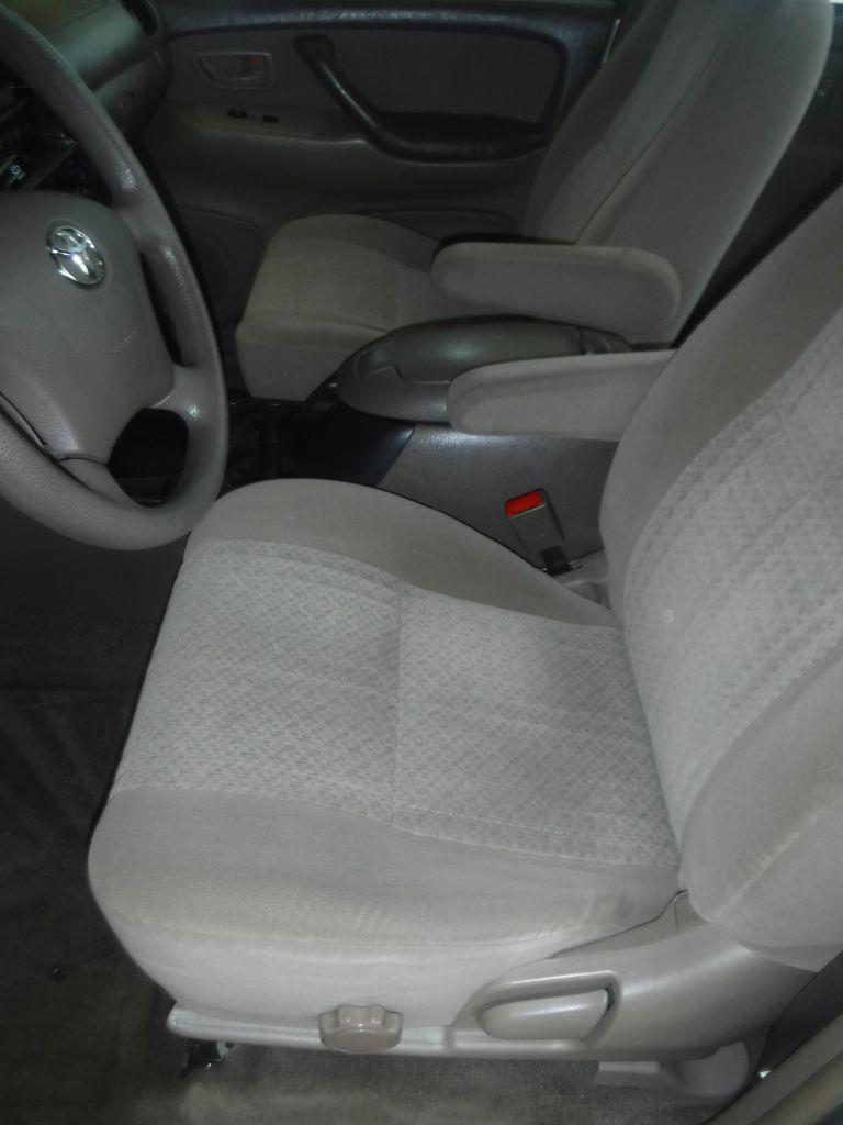 Toyota Tundra SR5 Double Cab 2WD 2004