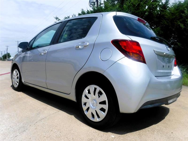 Toyota Yaris L 4D Hatchback 2015