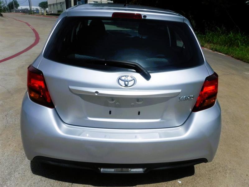 Toyota Yaris L 4D Hatchback 2015