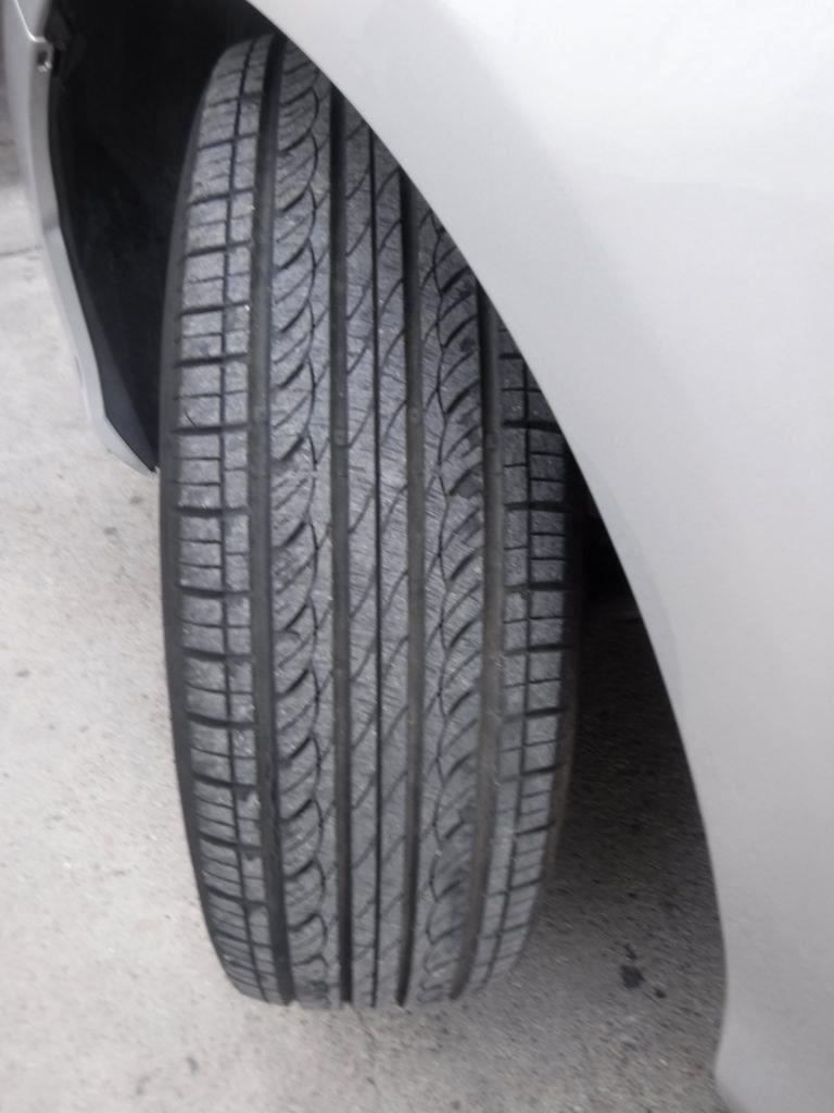 Toyota Yaris L 4D Hatchback 2015