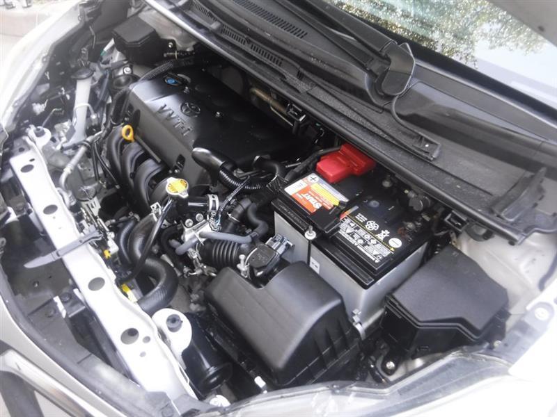 Toyota Yaris L 4D Hatchback 2015