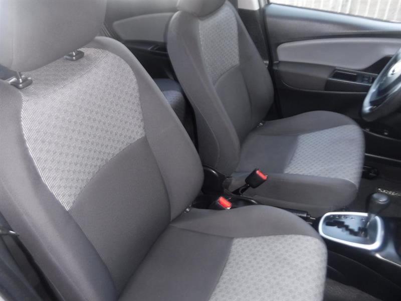 Toyota Yaris L 4D Hatchback 2015