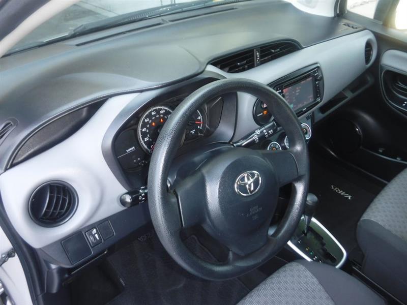 Toyota Yaris L 4D Hatchback 2015
