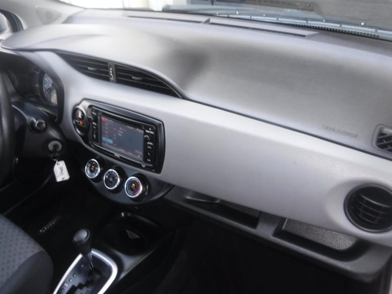 Toyota Yaris L 4D Hatchback 2015