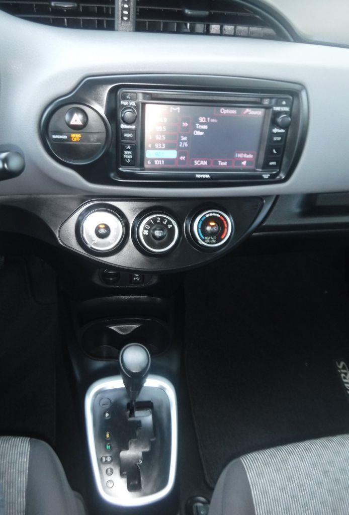 Toyota Yaris L 4D Hatchback 2015