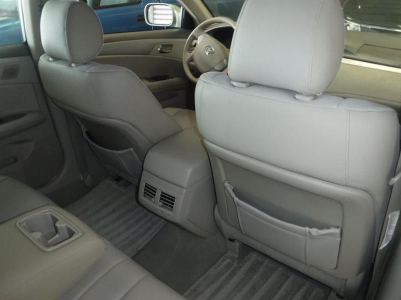 Toyota Avalon XL 2007