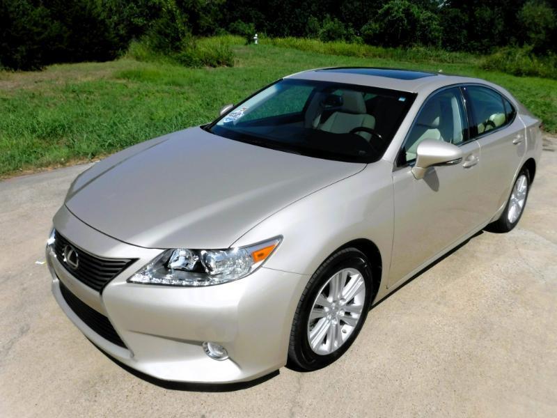 Lexus ES 350 Sedan 2013