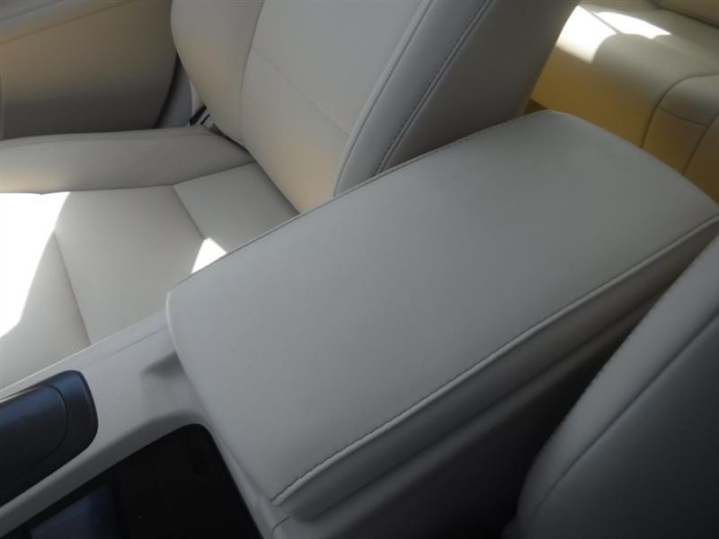 Lexus ES 350 Sedan 2013