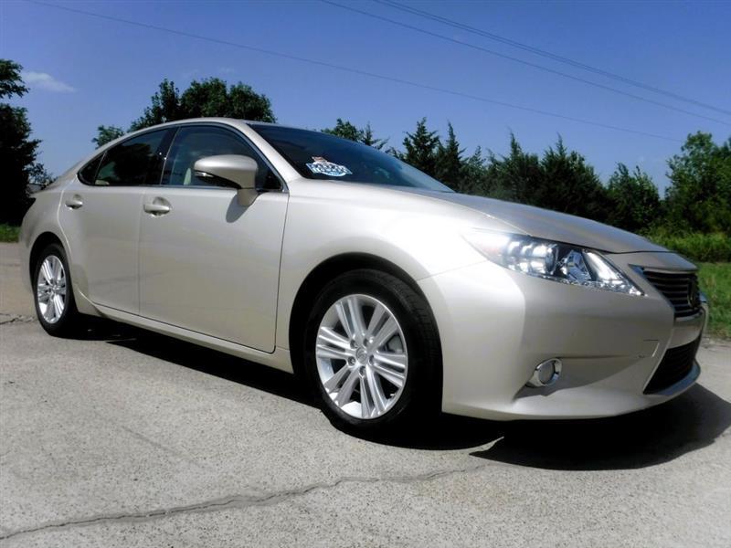 Lexus ES 350 Sedan 2013