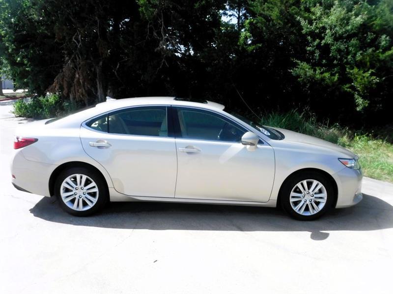 Lexus ES 350 Sedan 2013