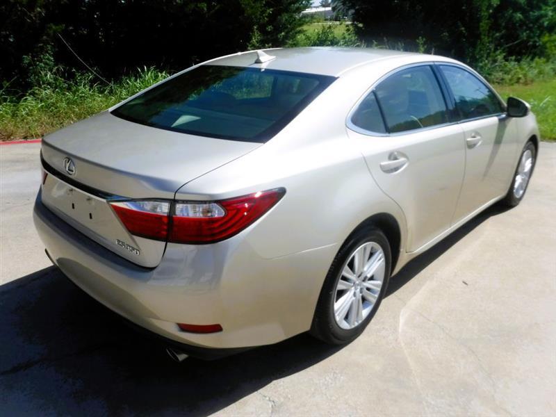 Lexus ES 350 Sedan 2013