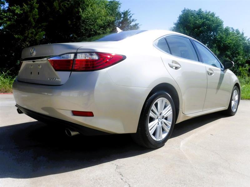 Lexus ES 350 Sedan 2013