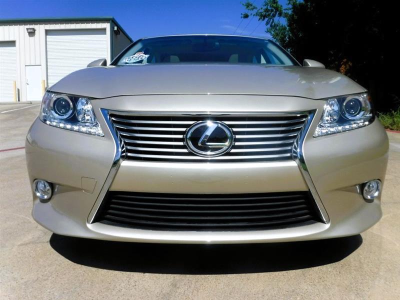 Lexus ES 350 Sedan 2013