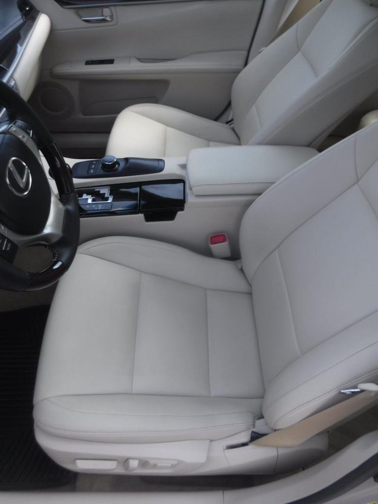 Lexus ES 350 Sedan 2013