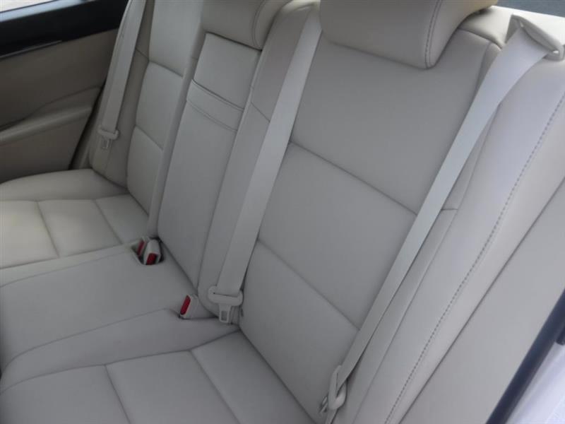 Lexus ES 350 Sedan 2013