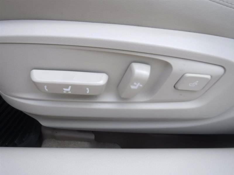 Lexus ES 350 Sedan 2013